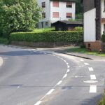 Die K23 mit dem rechtsseitigen Radschutzstreifen.